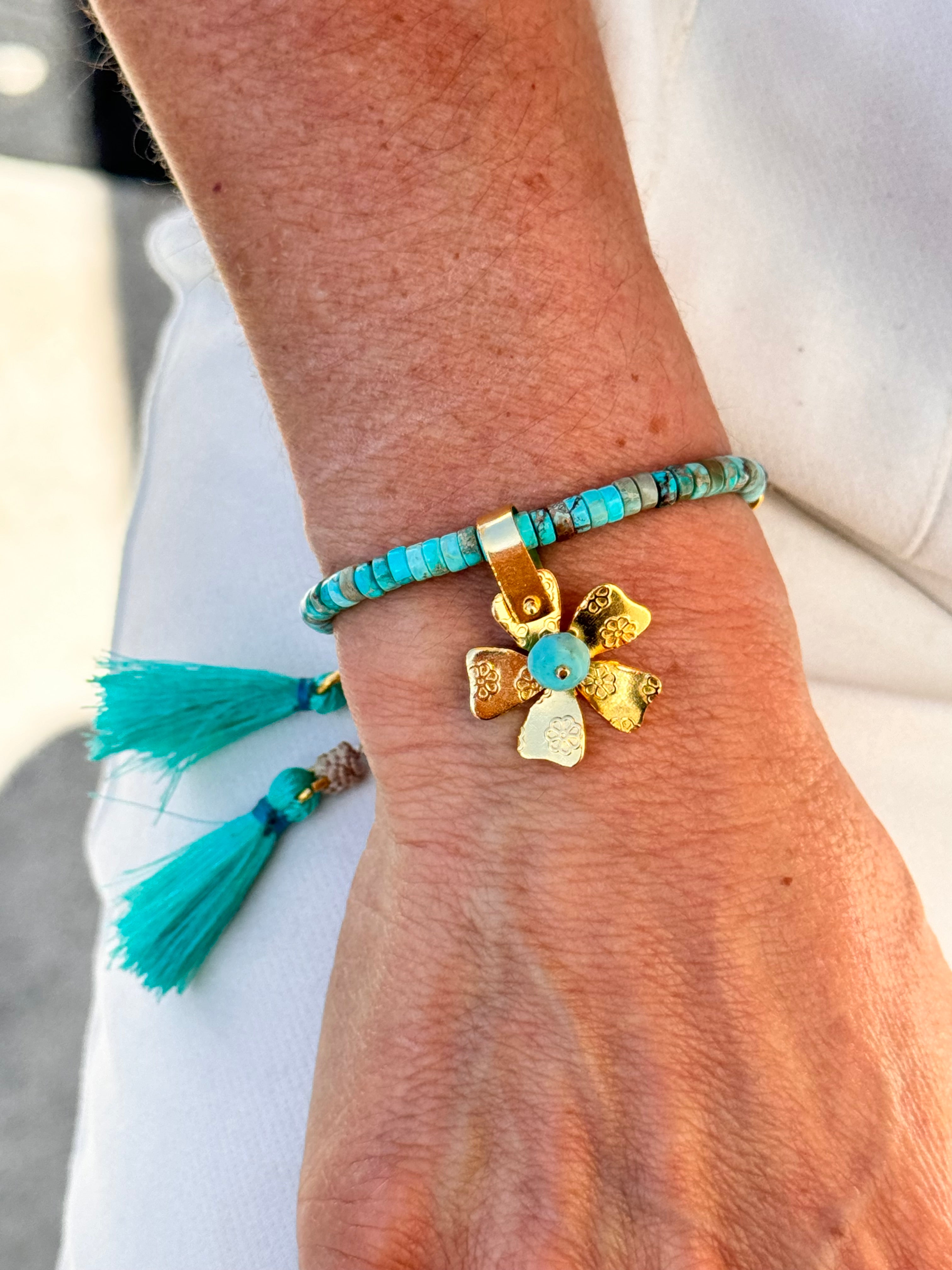 HANDMADE TURQUOISE FLOWER ADJUSTABLE BRACELET – TECHNOSTATION